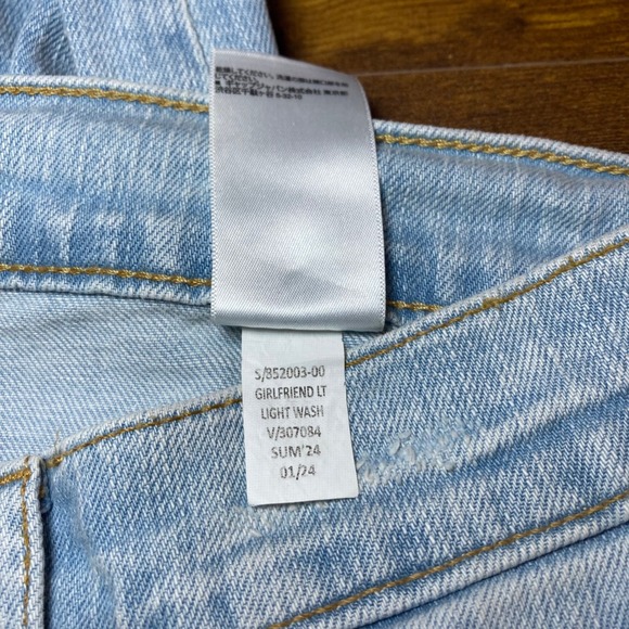 Banana Republic Girlfriend‎ Light Wash Distressed Denim Jeans 27 -Measures 29x29 - Picture 9 of 9